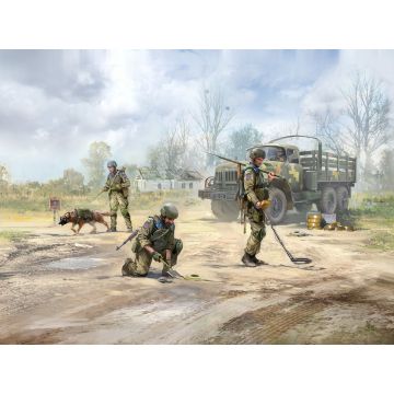 ICM 1:35 "Danger! Mines!" Ukraine Summer 2022 (ZiL-131 with Driver / AFU Sappers / Dog / Mines & Accessories) Plastic Model Kit