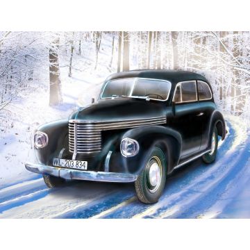 ICM 1:35 Kapitän 2-Door Saloon WWII German Staff Car Plastic Model Kit