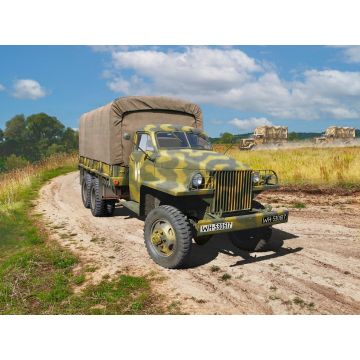 ICM 1:35 Studebaker US6-U3 In German Service Plastic Model Kit
