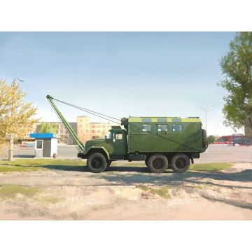 ICM 1:35 ZiL-131 MTO-AT Soviet Recovery Truck Plastic Model Kit