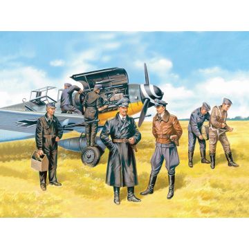 ICM 1:48 German Luftwaffe Pilots & Ground Personnel (1939-1945) 7 Figures Plastic Model Kit