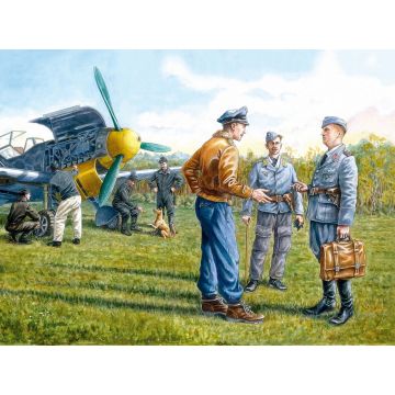 ICM 1:48 German Luftwaffe Ground Personnel (1939-1945) 7 Figures Plastic Model Kit