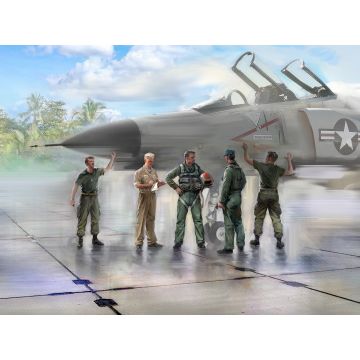 ICM 1:48 U.S. Pilots & Ground Personnel (Vietnam War) 5 Figures Plastic Model Kit