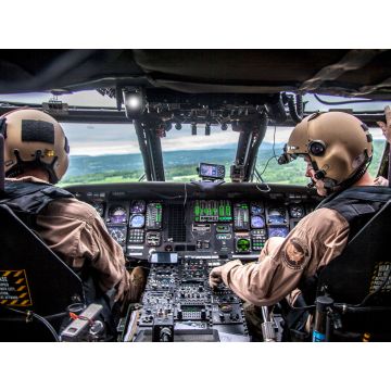 ICM 1:48 Black Hawk Helicopter Crew (3 Figures) Plastic Model Kit