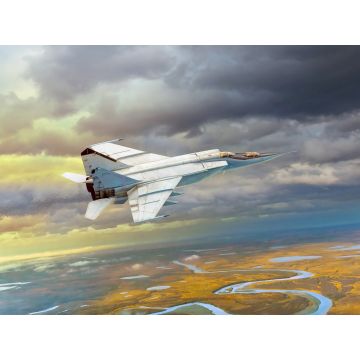 ICM 1:72 MiG-25PU Soviet Training Aircraft Plastic Model Kit