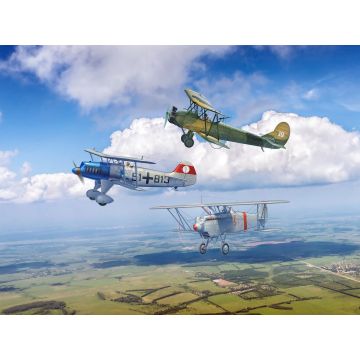 ICM 1:72 Biplanes of the 1930s & 1940s Не-51A-1 / Ki-10-II / U-2/Po-2VS (Set of 3) Plastic Model Kit