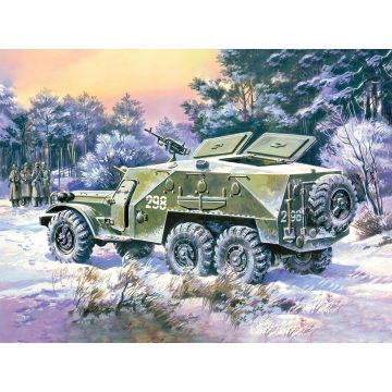 ICM 1:72 BTR-152K Armoured Personnel Carrier Plastic Model Kit
