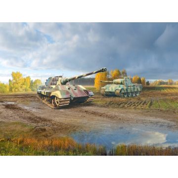 ICM 1:35 Panzerwaffe Steel Cats (Pz.Kpfw.V Panther Ausf.D & Pz.Kpfw.VI Ausf.B King Tiger Tanks) Plastic Model Kit