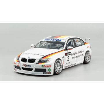 Beemax 1:24 BMW 320si E90 WTCC Brands Hatch 2008 Winner Plastic Model Kit