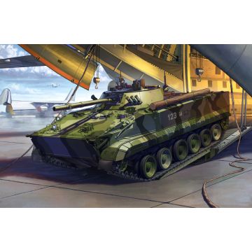 Zvezda 1:72 BMP-3 APC Plastic Model Kit