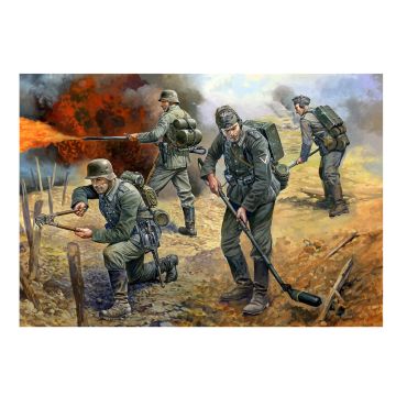 Zvezda 1:72 German Sturmpioniere Plastic Model Kit