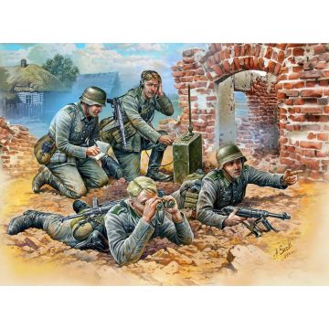 Zvezda 1:72 German Reconnaissance Team Plastic Model Kit