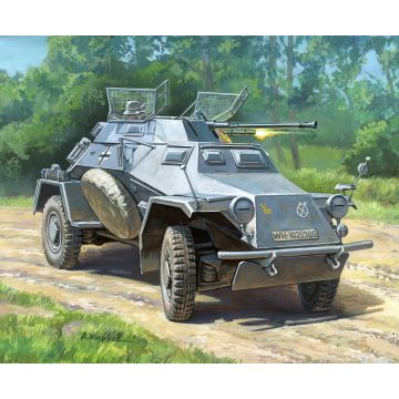 Zvezda 1:100 Sd.Kfz.222 Armoured Car Plastic Model Kit